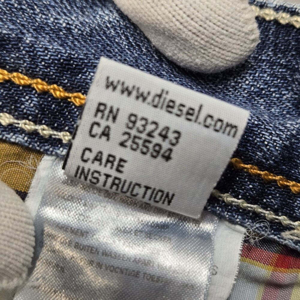 Diesel Mens Jeans Size 31 Blue Denim Straight Casual Designer - Picture 7 of 12